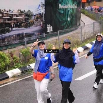 Runner Photo 7951241
