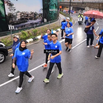 Runner Photo 7951279