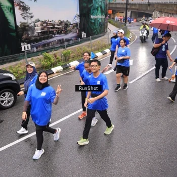 Runner Photo 7951281