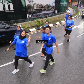 Runner Photo 7951288