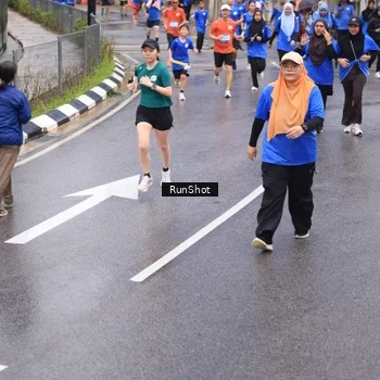Runner Photo 7951289