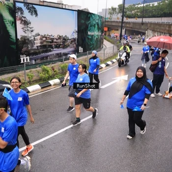 Runner Photo 7951294