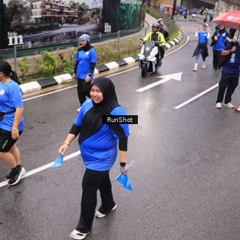 Runner Photo 7951305