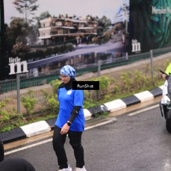 Runner Photo 7951330