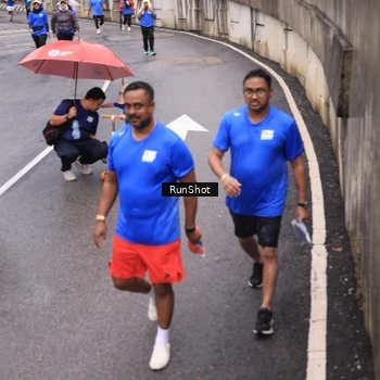 Runner Photo 7951343