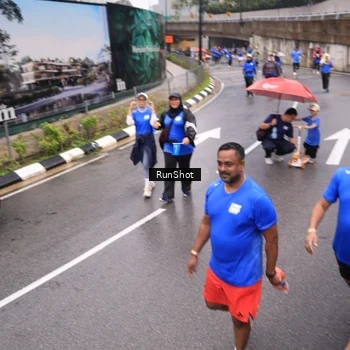 Runner Photo 7951360