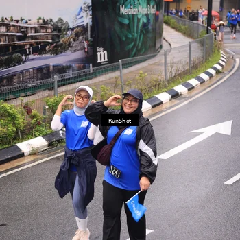 Runner Photo 7951363