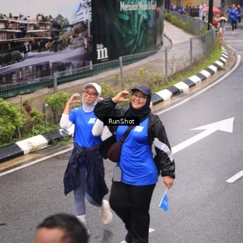 Runner Photo 7951365