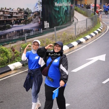 Runner Photo 7951369