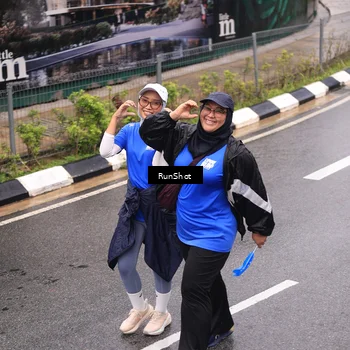 Runner Photo 7951370