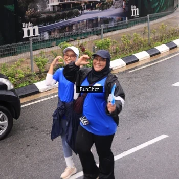 Runner Photo 7951374