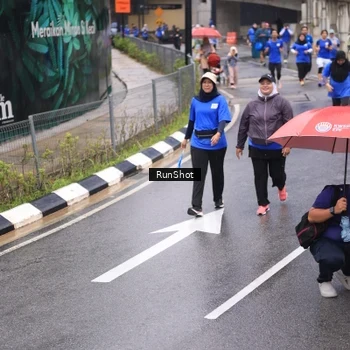 Runner Photo 7951406