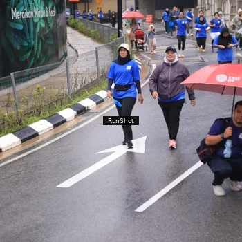 Runner Photo 7951409