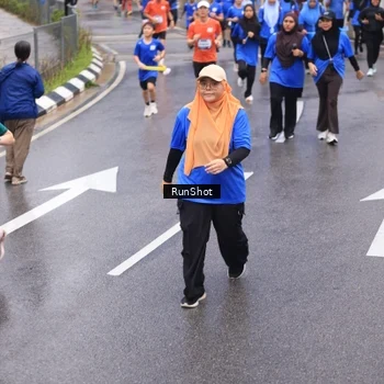 Runner Photo 7951415