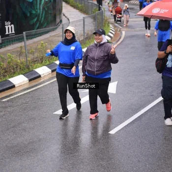 Runner Photo 7951425