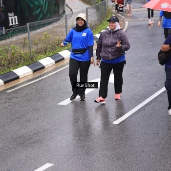 Runner Photo 7951428