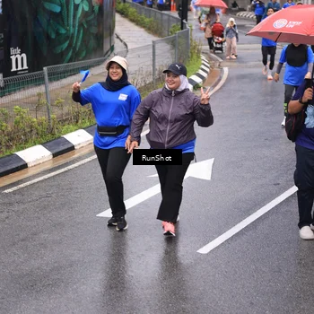 Runner Photo 7951429