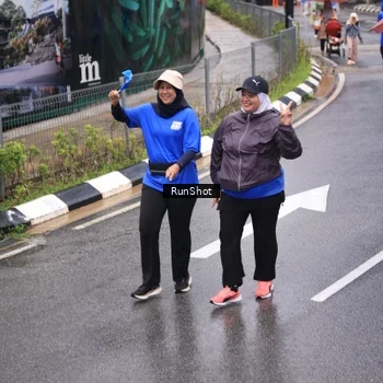 Runner Photo 7951435