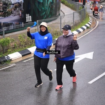 Runner Photo 7951438