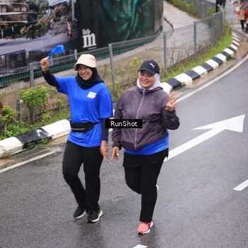 Runner Photo 7951443