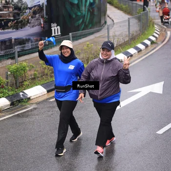 Runner Photo 7951444
