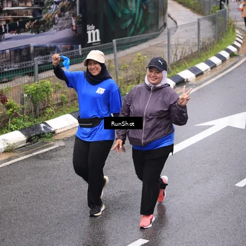 Runner Photo 7951446