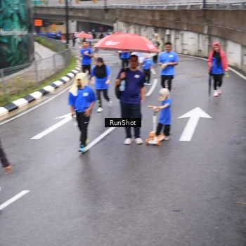 Runner Photo 7951453