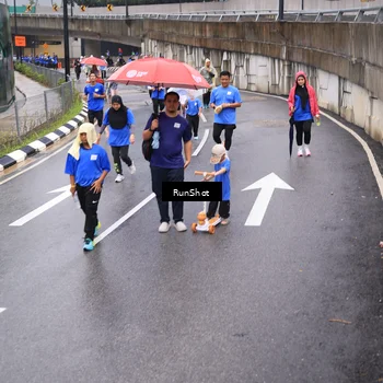 Runner Photo 7951457