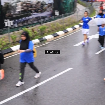 Runner Photo 7951514