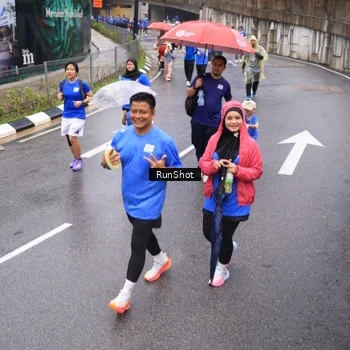 Runner Photo 7951519