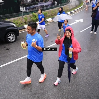 Runner Photo 7951531