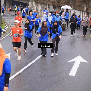 Runner Photo 7951540