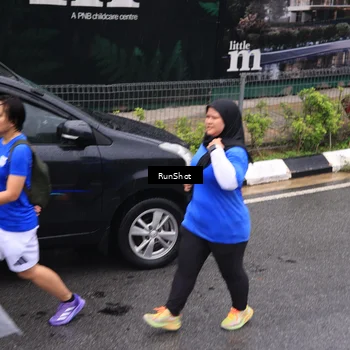Runner Photo 7951551