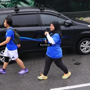 Runner Photo 7951570