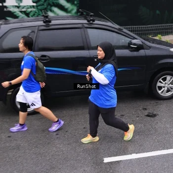 Runner Photo 7951571