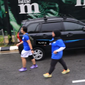 Runner Photo 7951572