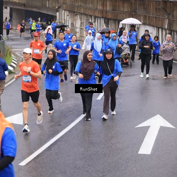 Runner Photo 7951586
