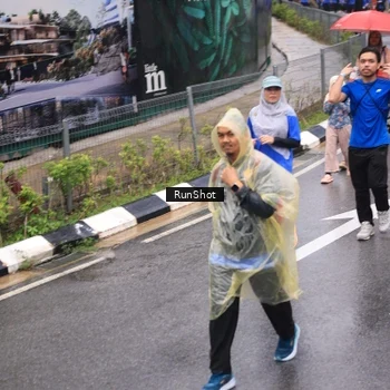 Runner Photo 7951590