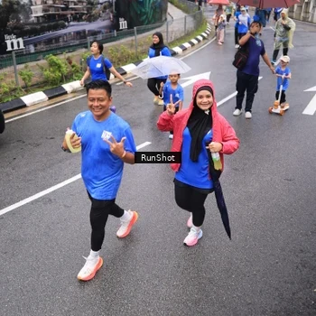 Runner Photo 7951600