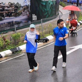 Runner Photo 7951613