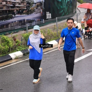 Runner Photo 7951618