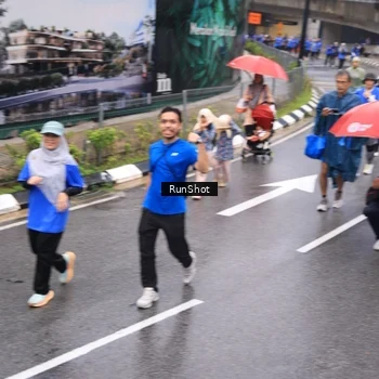 Runner Photo 7951628