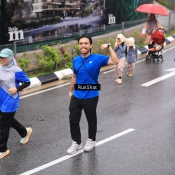 Runner Photo 7951638