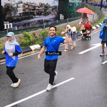 Runner Photo 7951639