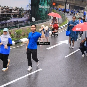 Runner Photo 7951647