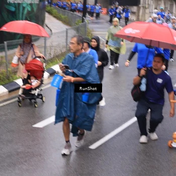 Runner Photo 7951669