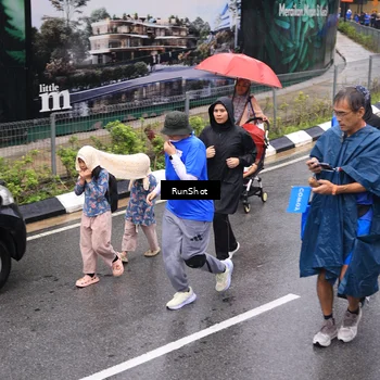 Runner Photo 7951684