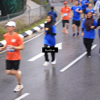 Runner Photo 7951687