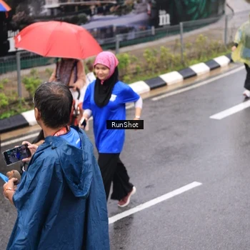 Runner Photo 7951716