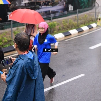 Runner Photo 7951718
